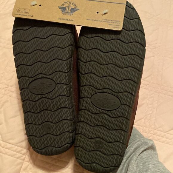 ❤️NWT Mens Indoor/Outdoor Slippers (size 7-8)❤️ - Picture 3 of 4